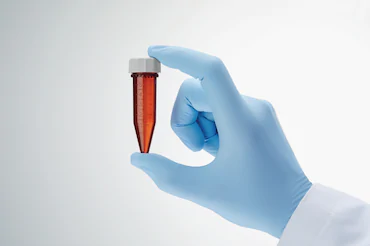 艾本德Eppendorf Tubes? 5.0 mL 帶螺旋蓋, 5.0 mL, 無菌、無熱原, 無RNase和DNase, 無DNA, 琥珀色（光保護(hù)）, 200 個(gè) (2 包 × 100 個(gè))貨號(hào)
